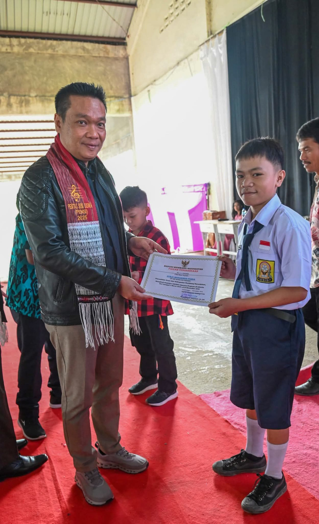 Bupati Humbahas, Seni Tidak Sekedar Hiburan Tatapi Wadah Ekspresi Diri dan Kreadivitas