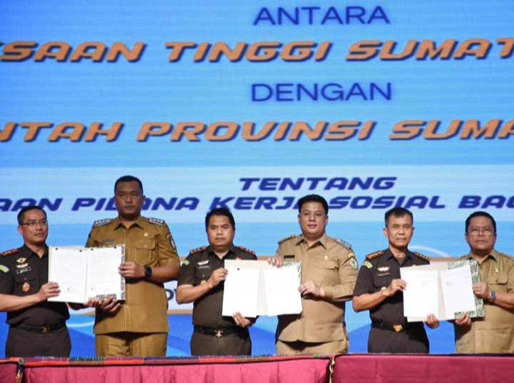 Bupati Samosir Turut Hadir di Penandatanganan MoU Pidana Kerja Sosial antara Pemerintah Daerah se-Sumut dengan Kejaksaan