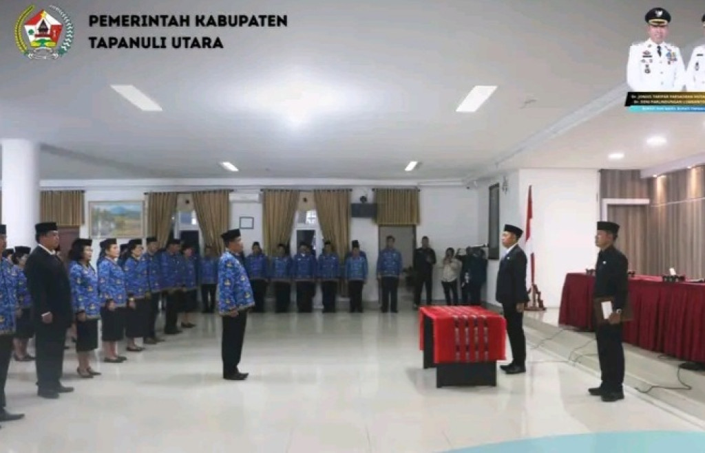 Bupati Taput Lantik 44 Kepala Sekolah dan Direktur PDAM Mual Natio, Tekankan Mutu dan Integritas Pendidikan