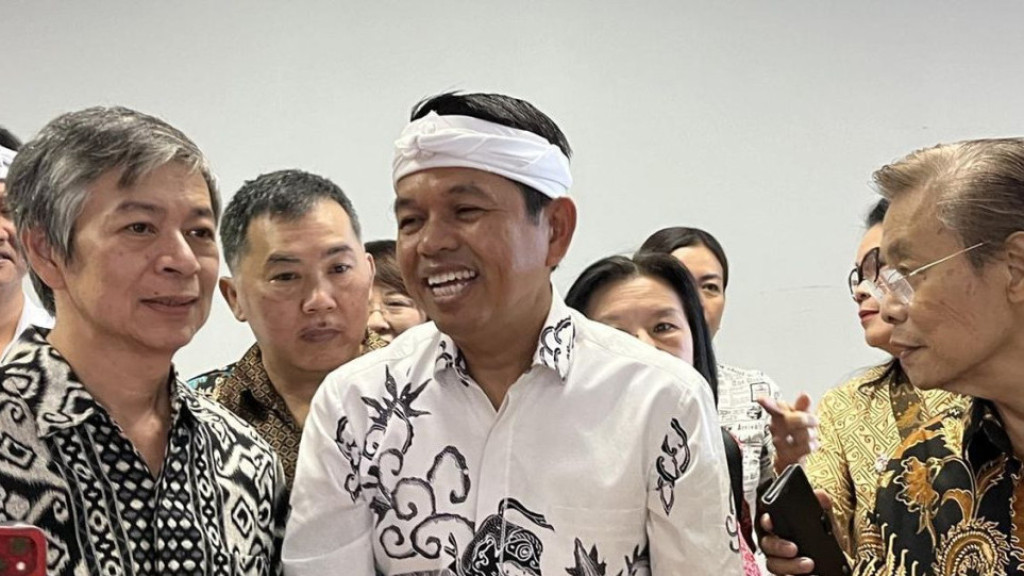 Dedi Mulyadi Wacanakan Pemprov Jabar Akan Ambil Alih Pembangunan Jalan Desa