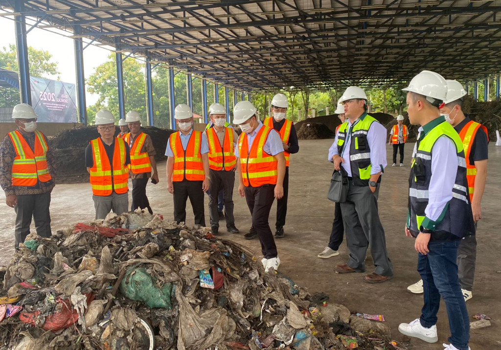Dukung Kota Jambi Menuju Zero Waste, PT Regen Kelola Sampah dengan Teknologi Biodrying Pertama di Indonesia