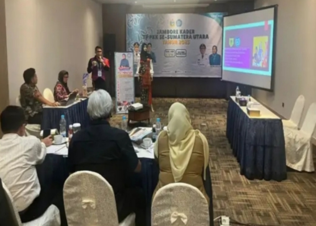 Dwi Kartika Sari Reza Pahlevi Wakili TP PKK Labusel di Jambore Kader PKK Sumut, Raih Juara 3 Senam CTPS