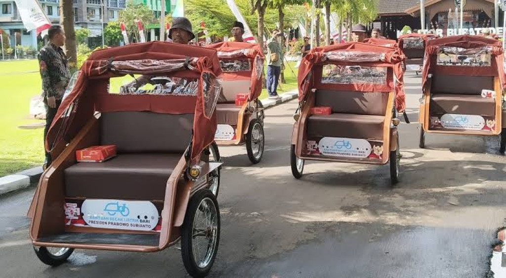 GSN: Becak Listrik dari Uang Pribadi Prabowo Naikkan Pendapatan Tukang Becak Tiga Kali Lipat