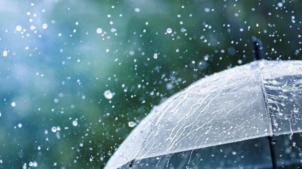 Hari Ini, Hujan Petir Hantam Sebagian Jakarta