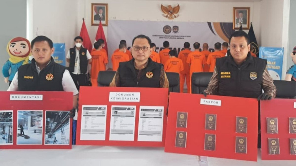 Imigrasi Bongkar Penyalahgunaan Visa: WN China Jadi Tukang hingga Mandor