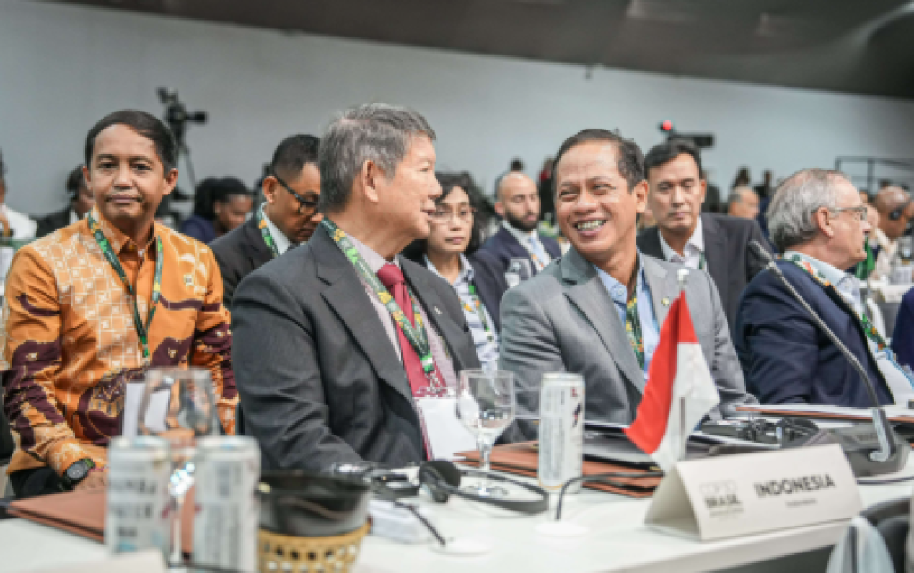 Indonesia Bidik Transaksi Karbon Rp16 Triliun di COP30 Brasil