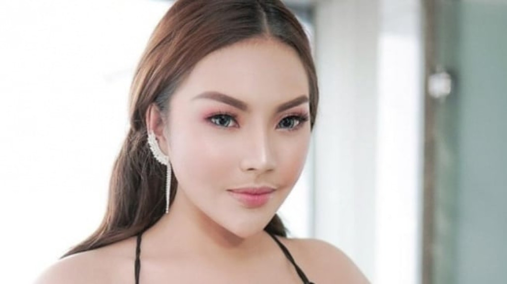 Kasus Video Porno: Lisa Mariana Hadir di Ditreskrimsiber Polda Jabar dengan Pengawalan Kuasa Hukum