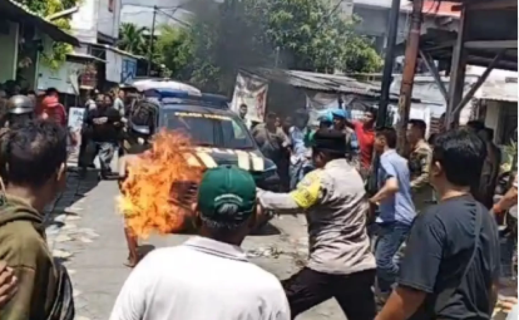 Kejar-kejaran Berakhir Tragis, Pemuda di Surabaya Terbakar Usai Curi Motor