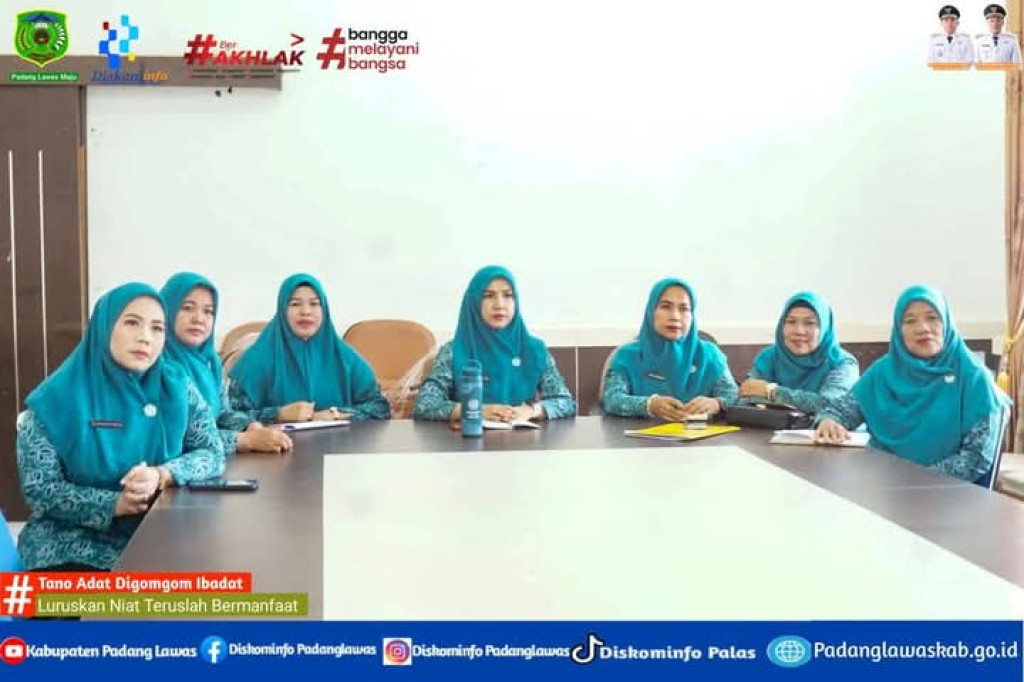 Ketua Tim PKK Palas Zoom Meeting Bersama Ketua Umum PKK Pusat.