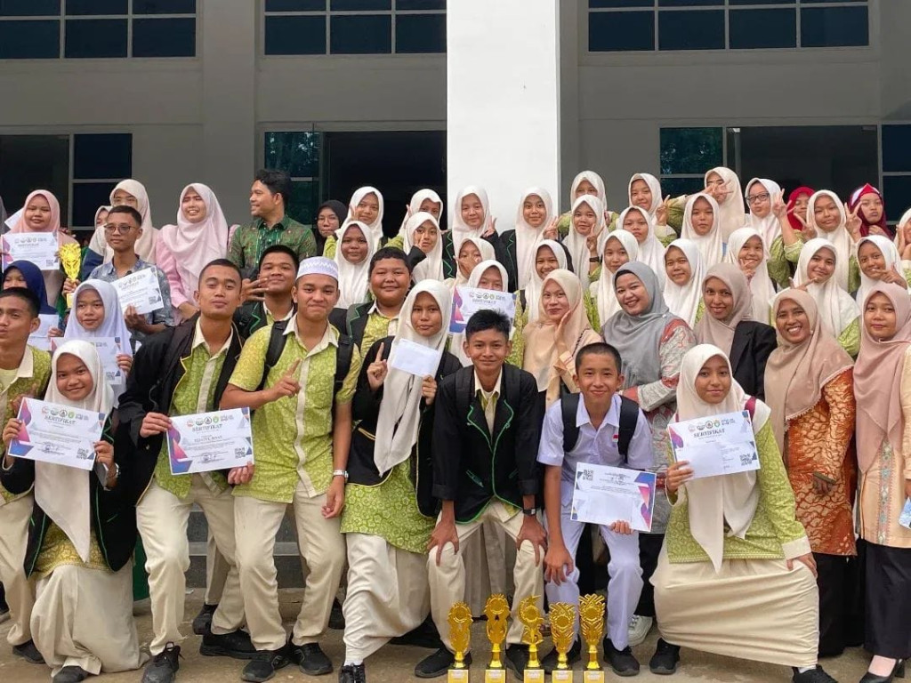 MAN 1 Madina Raih Sejumlah Juara dalam Ajang Golden Generation STAIN 2025