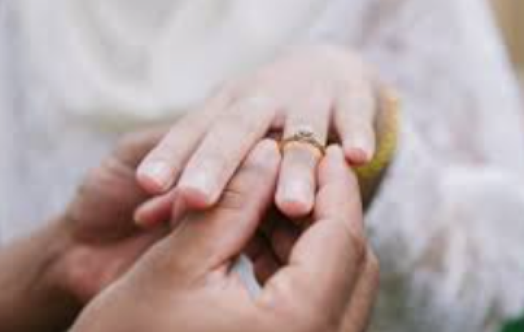 Marak Biro Nikah Siri Online, DPR Ingatkan Bahaya Prostitusi Terselubung