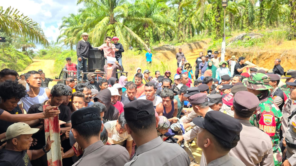 Masyarakat 6 Desa di Kecamatan Barteng Tuntut Hak Pada PT Barapala
