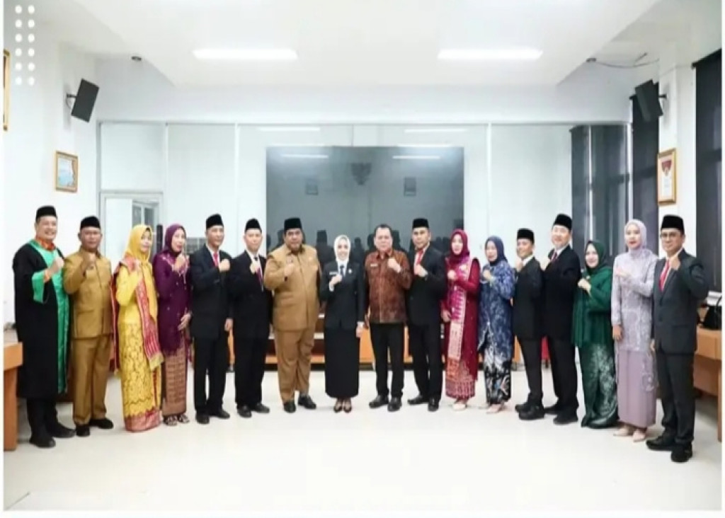 Maya Hasmita Lantik Enam Pejabat Eselon II untuk Perkuat Kinerja Pemkab Labuhanbatu