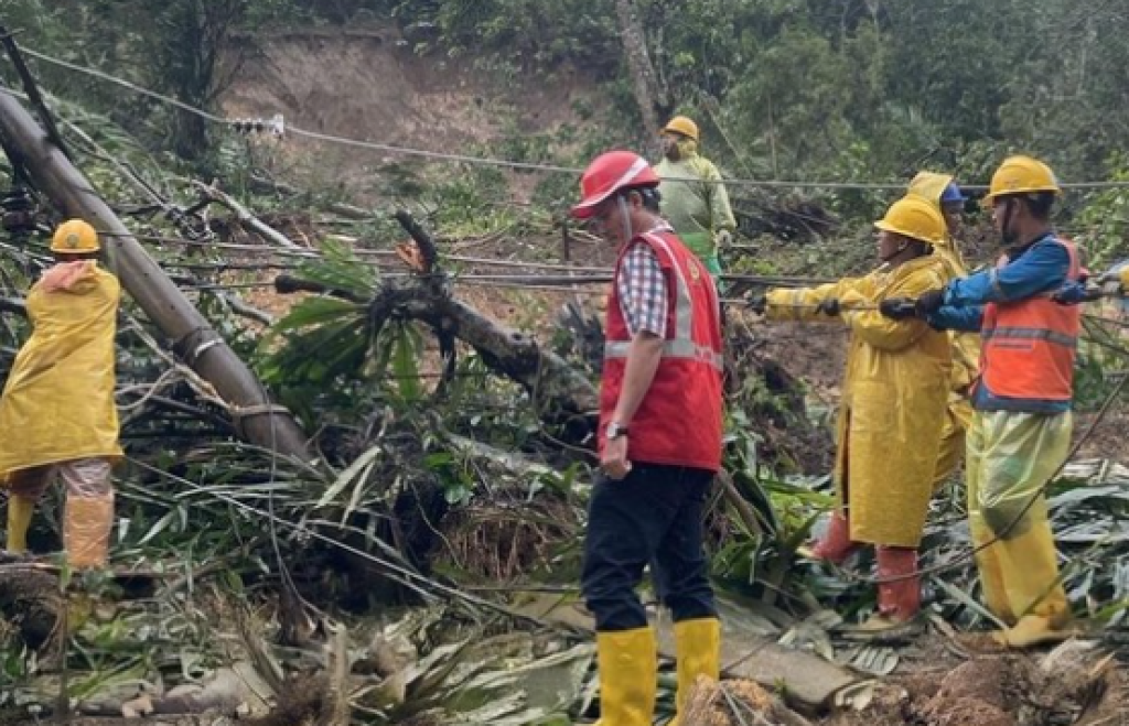 Menembus Cuaca Ekstrem di Sumut, Dedikasi Tanpa Henti PLN Panen Dukungan Netizen