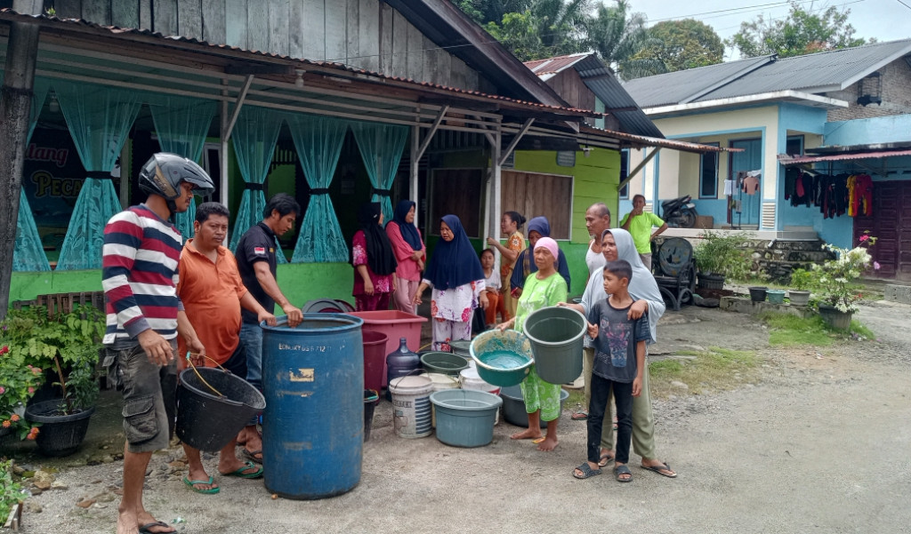 Pasca Banjir Bandang dan Longsor, Tapteng Krisis Air Bersih dan Kebutuhan Pokok Rumah Tangga