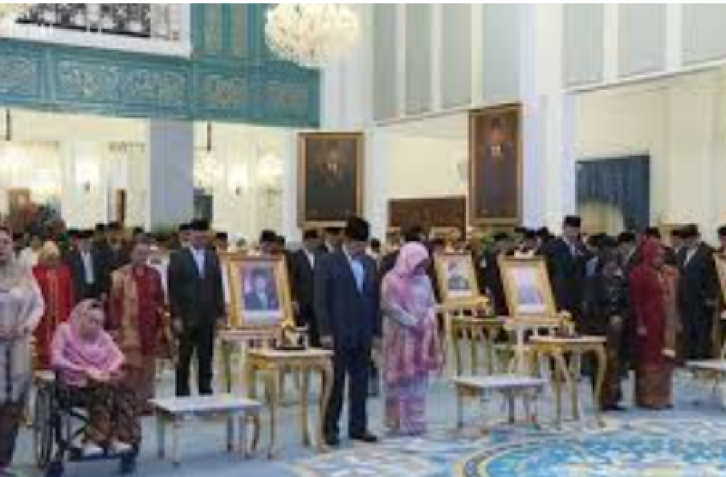 Pejuang Demokrasi dan Pluralisme, Prabowo Beri Gelar Pahlawan Nasional untuk Gus Dur