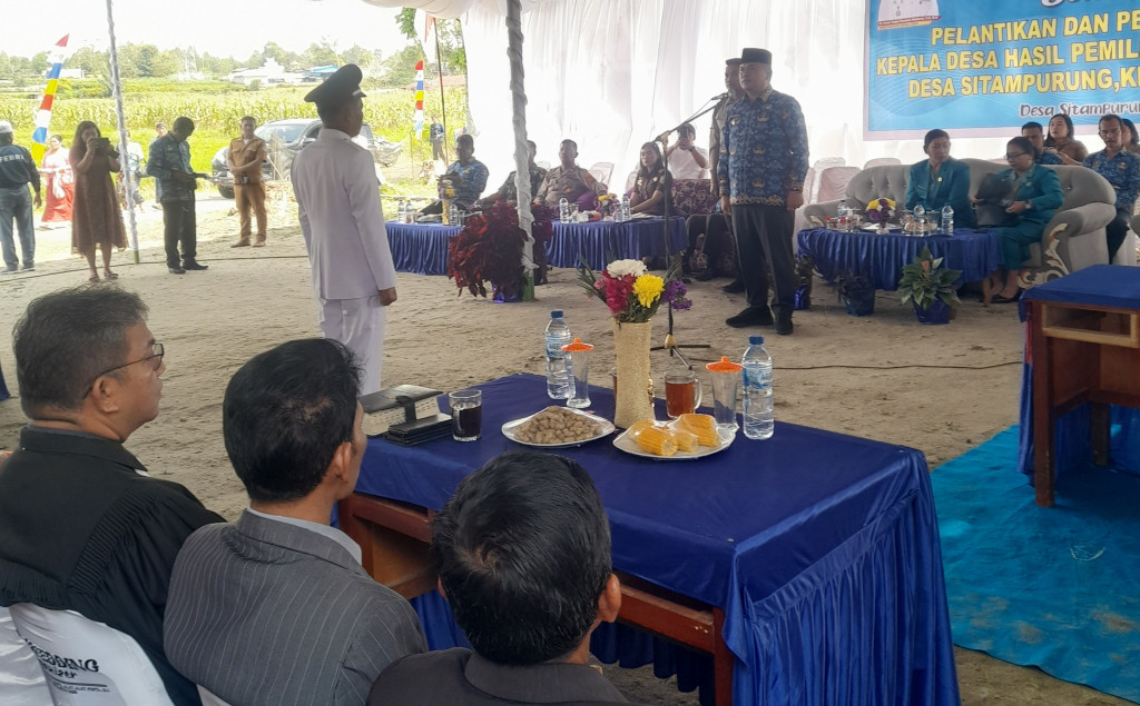 Pelantikan, "Kepala Desa Antar Waktu Berkewajiban Ayomi Masyarakan dan Pelayanan Publik Prima"