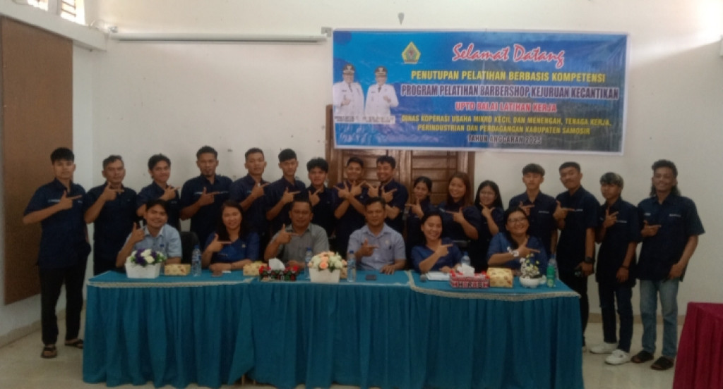 Pelatihan Berbasis Kompetensi Bagi Peserta Barbershop Di BLK Samosir Resmi Ditutup