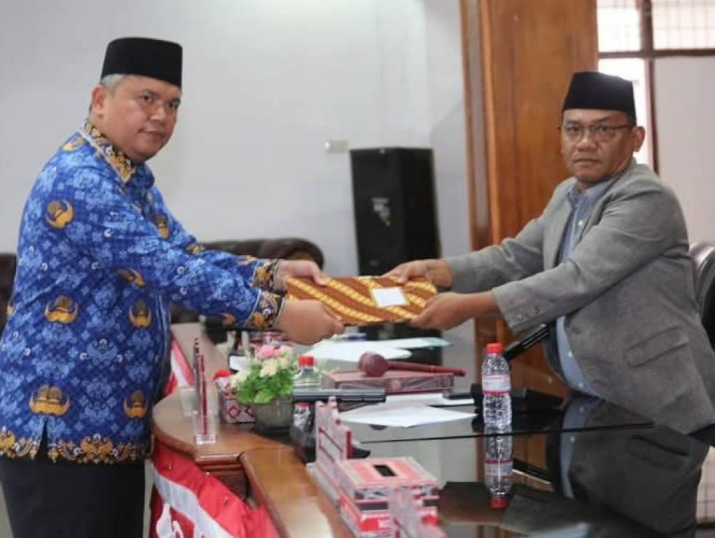 Pemerintah Tapanuli Utara Sampaikan Pengantar Nota Keuangan RAPBD TA 2026, Fokus Pada Ketapang, Efisiensi Belanja dan Penguatan Pendapatan Daerah