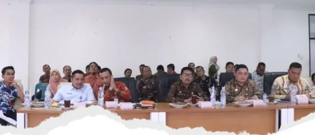 Pemkab Paluta Zoom Meeting Bersama KPK. Untuk Meningkatkan Sinergi Dan Kolaborasi.