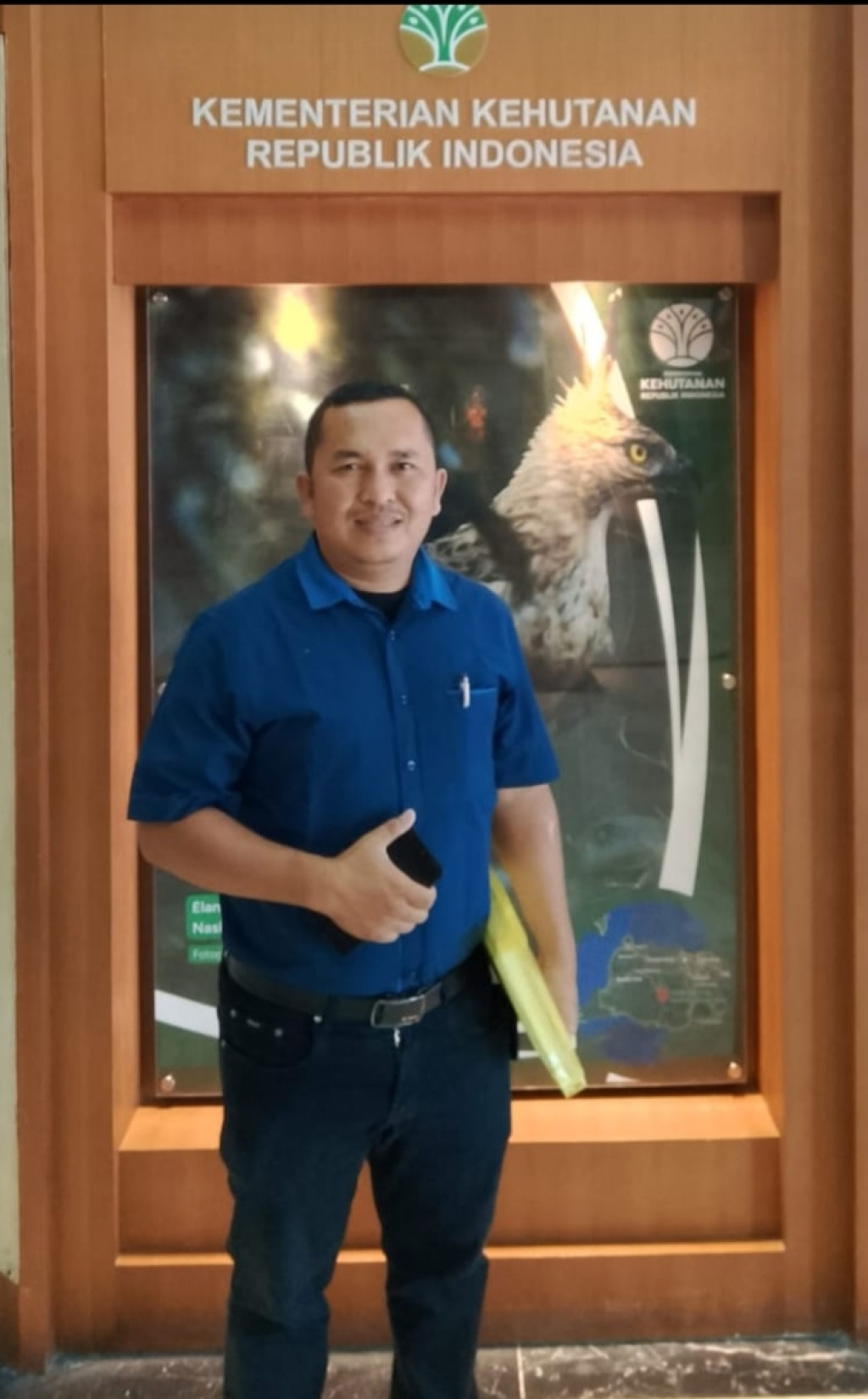 Perwakilan Masyarakat Kenegerian Ambarita Serahkan Surat Permohonan pencabutan Izin KJPJS  ke Menteri Kehutanan RI