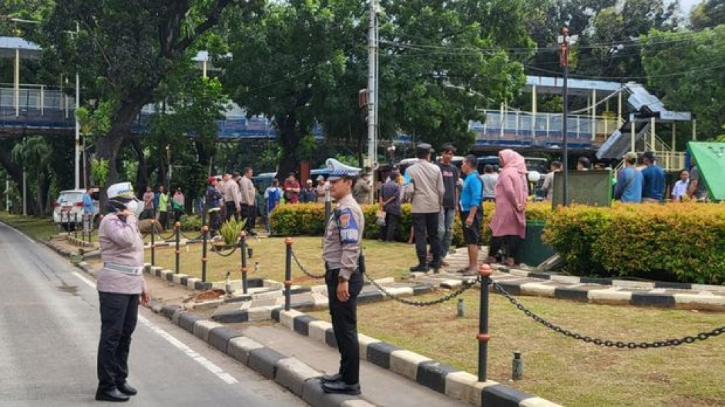 Petugas Air Mancur Patung Kuda Tewas Tersengat Listrik Saat Cek Pompa