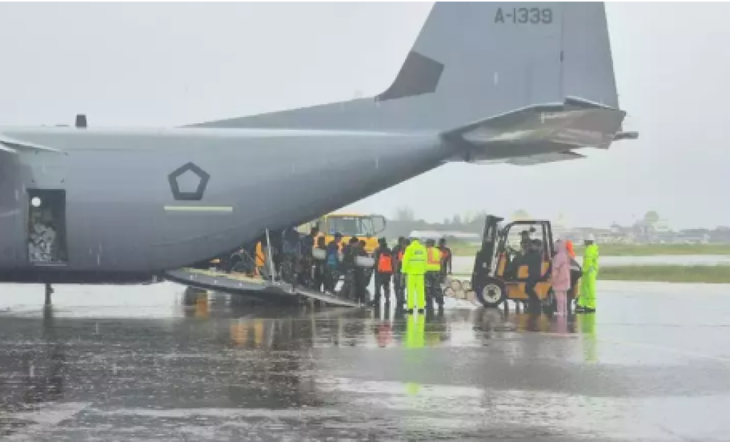 PLN Angkut Tower Darurat untuk Pemulihan Aceh Pakai Hercules dan Helikopter