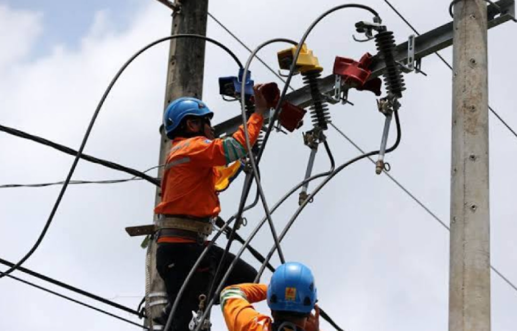 PLN UP3 Cimahi Lakukan Pemeliharaan Demi Keandalan Pasokan Listrik Jelang HLN Ke-80