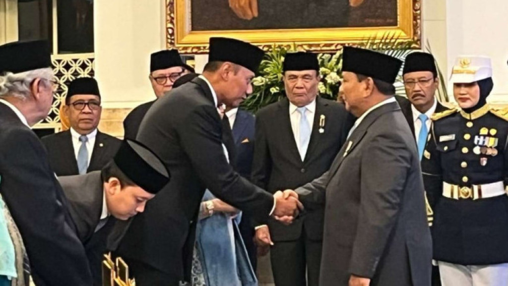 Presiden Prabowo Beri Penghormatan untuk Sarwo Edhie, AHY Sampaikan Terima Kasih Keluarga Besar