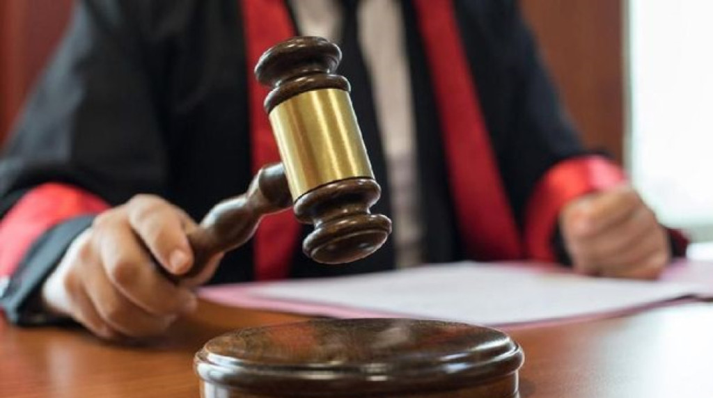 Pria Asal Pemalang Curi HP Sopir Saat Tidur di SCBD, Komeng Divonis 1,5 Tahun Penjara