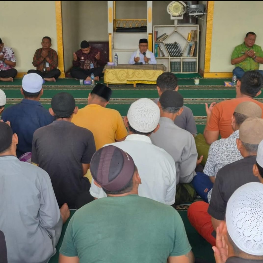 Renungan Spiritual di Lapas Padangsidimpuan: Ketua MUI Sentuh Hati Warga Binaan dengan Pesan Taubat