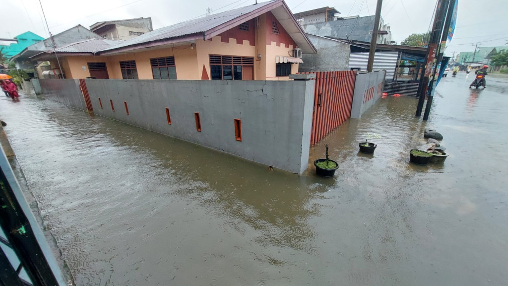 Sungai Meluap, Binjai Dikepung Banjir