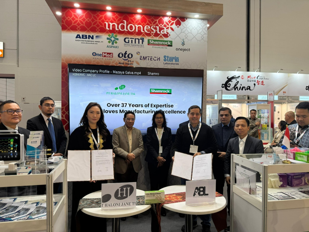 Teken MoU di Pameran Kesehatan Jerman, Sarung Tangan Medis Indonesia Catat Potensi Transaksi Rp200 Miliar