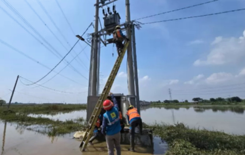 Tower 150 kV Roboh, Jaringan Distribusi Rusak: PLN Kerahkan Pemulihan Berlapis