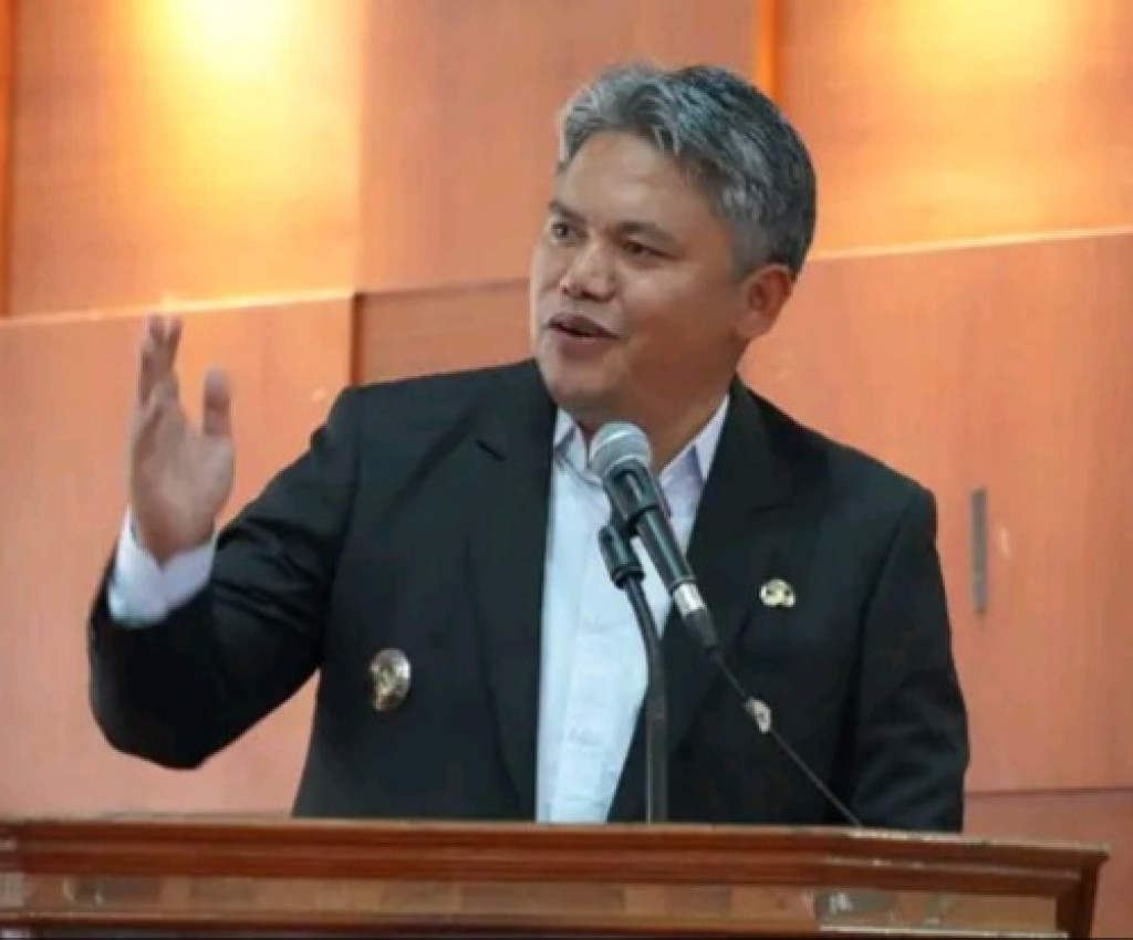 Wakil Bupati Taput Hadiri Wisuda 122 Ahli Madya Akper Tapanuli Utara