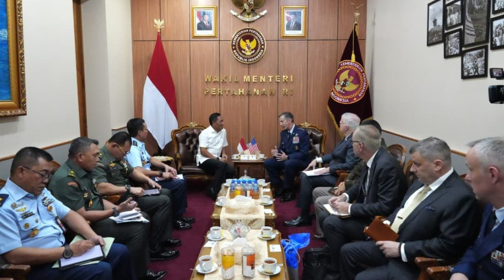 Wamenhan Terima Kunjungan Jenderal PACAF, Indonesia–AS Sepakat Perkuat Kemitraan Pertahanan