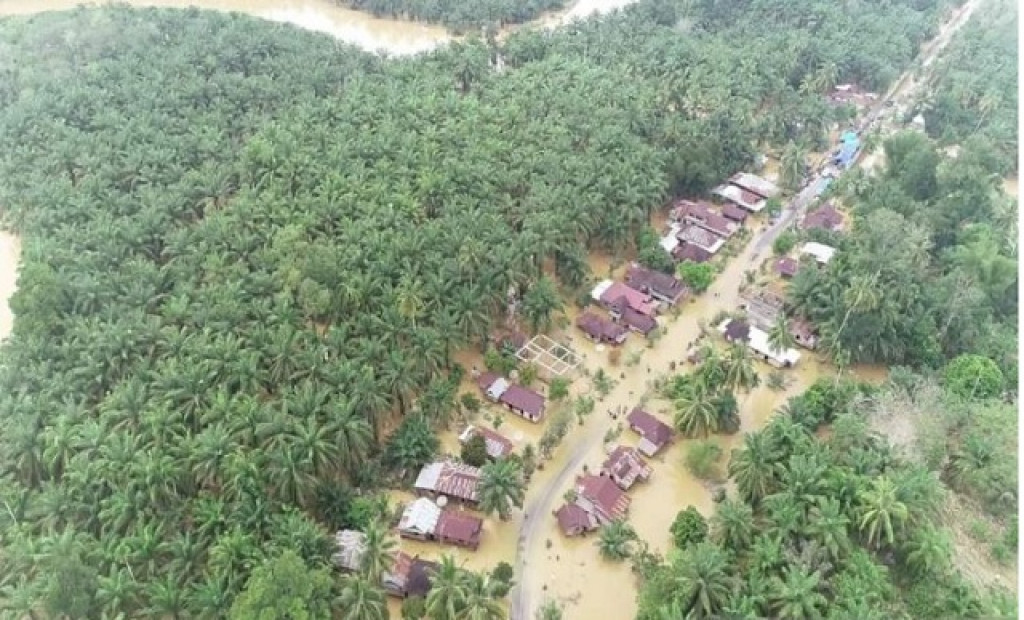 Banjir Melanda, Listrik di Madina Dimanuver dari Prov. Sumbar