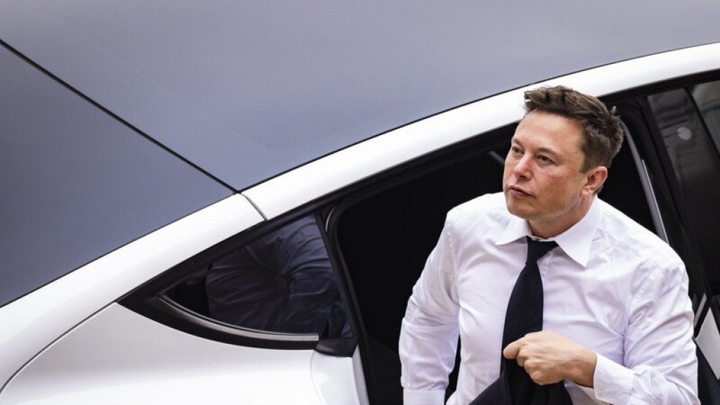 Tanggapi Polling yang Memintanya Mundur dari Twitter, Elon Musk: Itu Bot