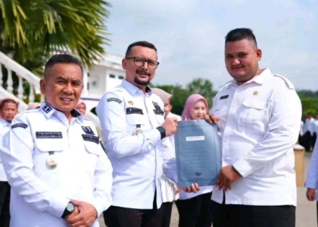 1.410 PPPK Paruh Waktu Terima SK, Bupati Labusel Tekankan Profesionalisme