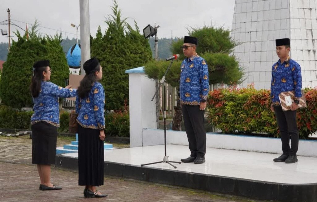 Bupati Tapanuli Utara Pimpin Upacara Hari Kesadaran Nasional dan HUT Korpri ke-54