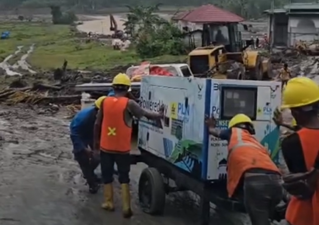 821 Petugas PLN Bekerja Nonstop, Pemulihan Listrik Aceh Tembus 65 Persen