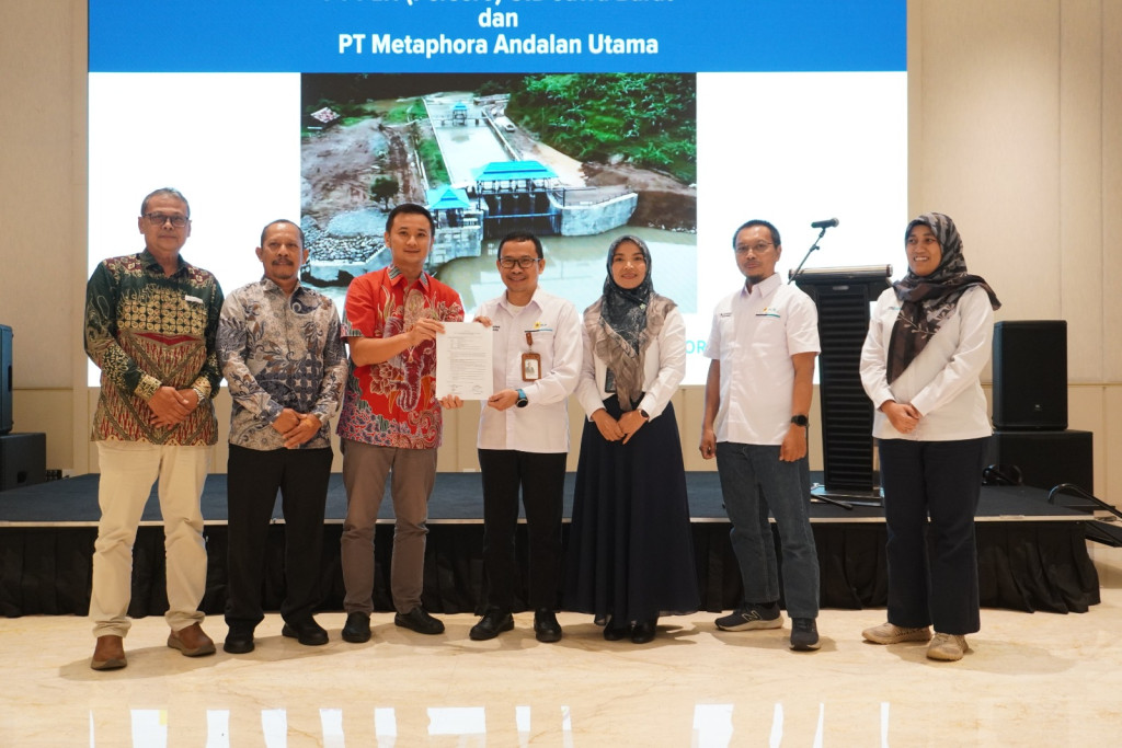 Akselerasi Transisi Energi: PLN UP3 Sukabumi Resmi Operasikan PLTMH Kertamukti 20 kV