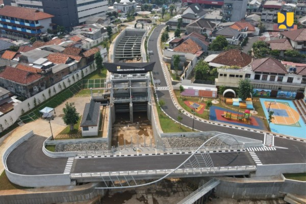 Atasi Banjir Jabodetabek, Pembangunan Tanggul Ciliwung Dikebut