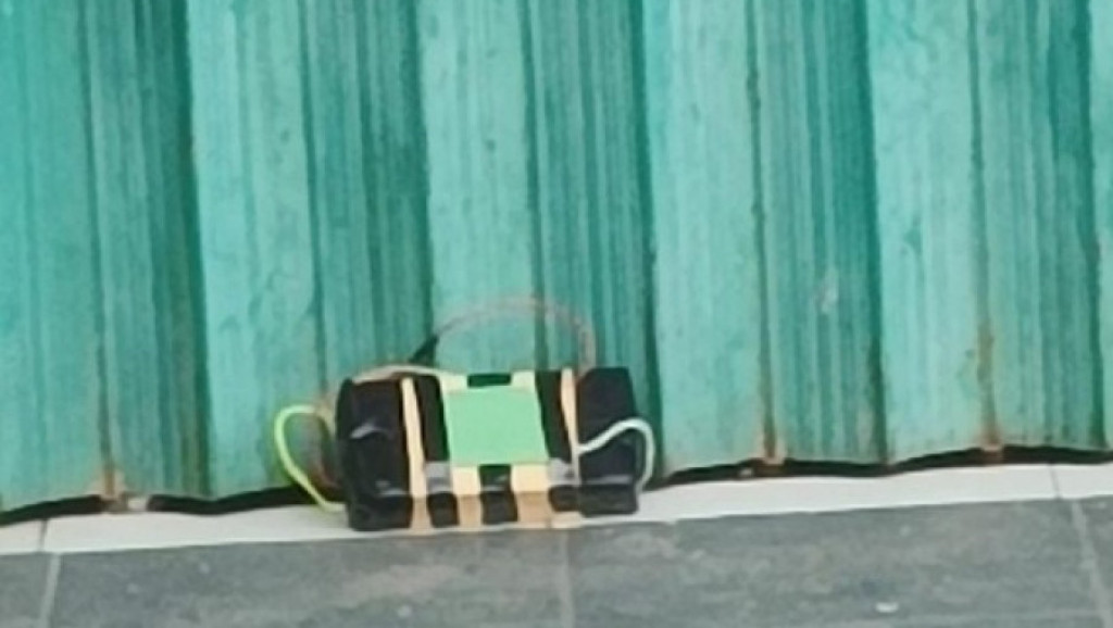 Benda Diduga Bom Ditemukan Di Depan Gereja GKPS Kota Bandung