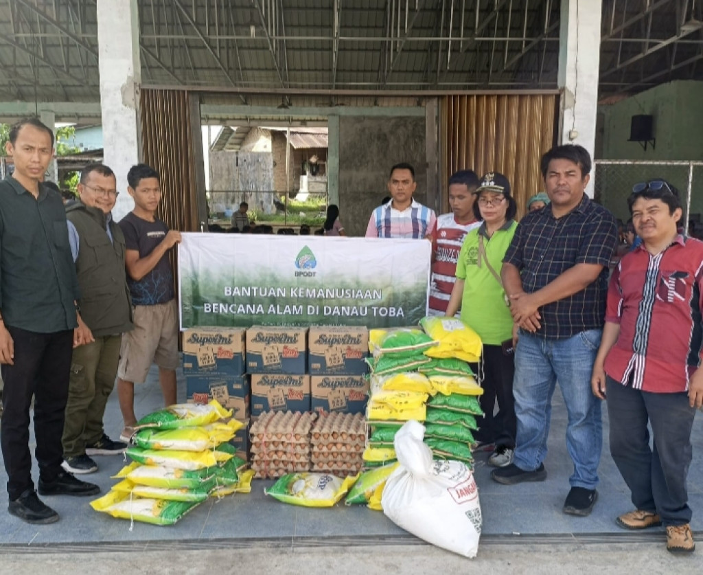 BPODT Beri  Bantuan Kemanusiaan Pada 2 Desa  Korban Banjir Bandang Di Taput dan Humbahas
