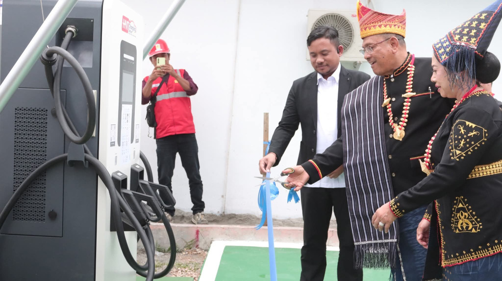 Bupati Dairi: Penggunaan Energi Listrik Saat Ini Merupakan Sebuah Tuntutan Zaman