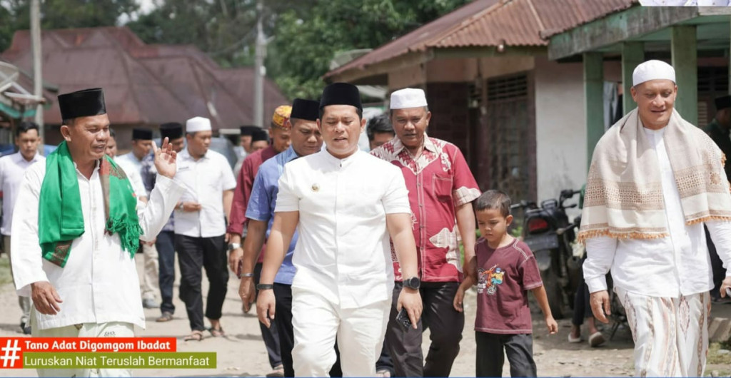 Bupati Palas Jemput Aspirasi Masyarakat, Melalui Kegiatan Rutin Jum'at Berkah