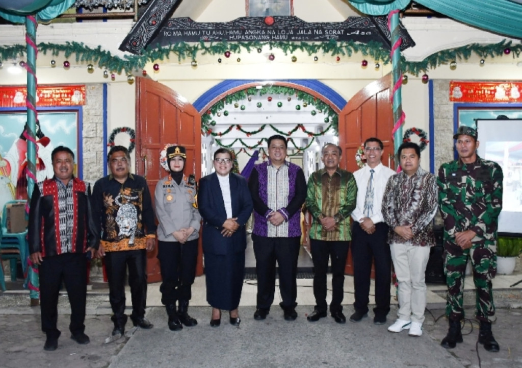 Bupati Samosir bersama FORKOPIMDA lakukan Monitoring Keamanan Perayaan Malam Natal