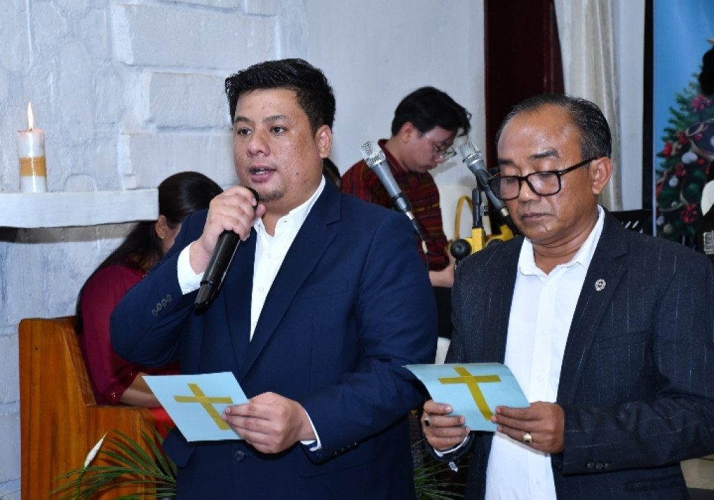 Bupati Samosir Bersama Wakil Bupati Ikut Ber liturgi di Perayaan Natal Oikumene Pemkab Samosir