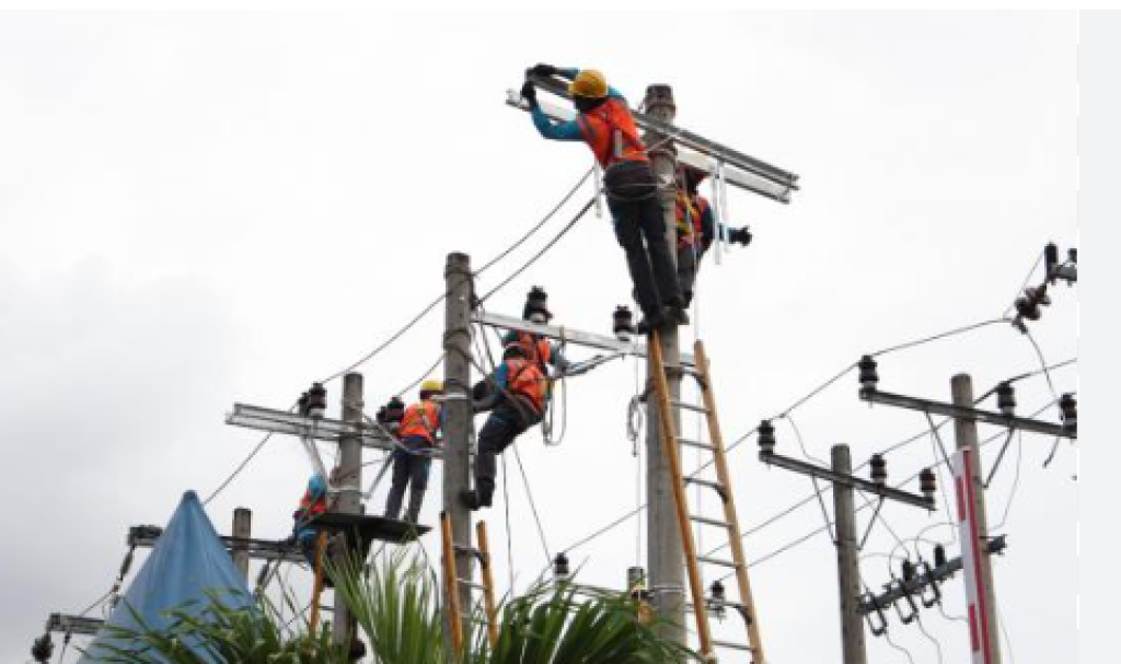Di Balik Gelap dan Badai, Dedikasi Tanpa Batas PLN Mengembalikan Cahaya Sumut